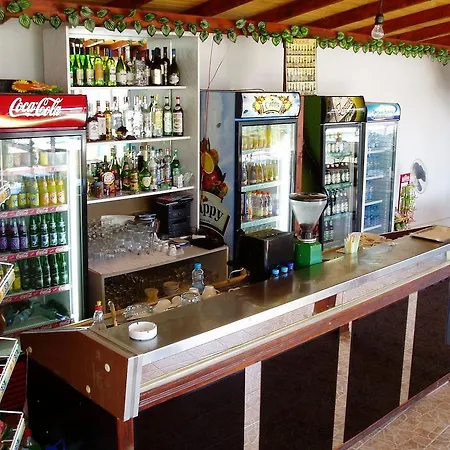 Отель Laguna Family Бяла